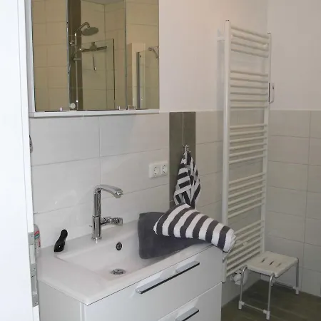 Bue _ Stuempelhuk Apartman